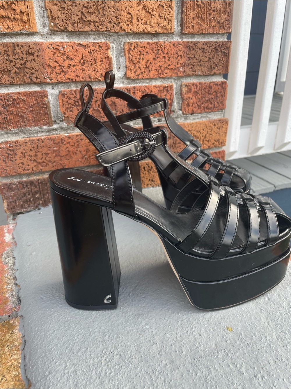 Circus by Sam Edelman Black Patent Platform Gladiator Sandals Size 9